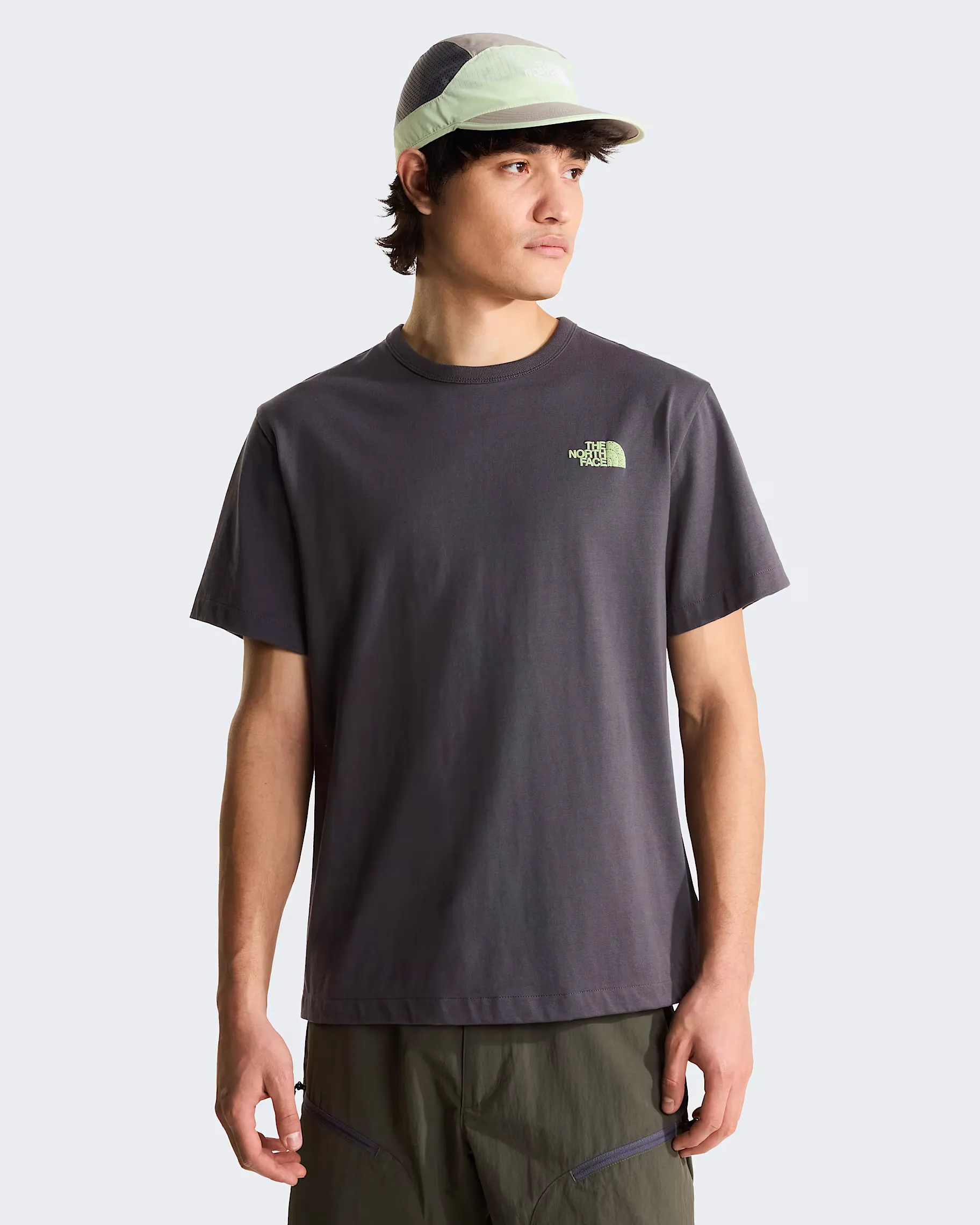 THE NORTH FACE - U NSE SLOPES RLX SS TEE-GRAPHIC ANTHRACITE GREY 