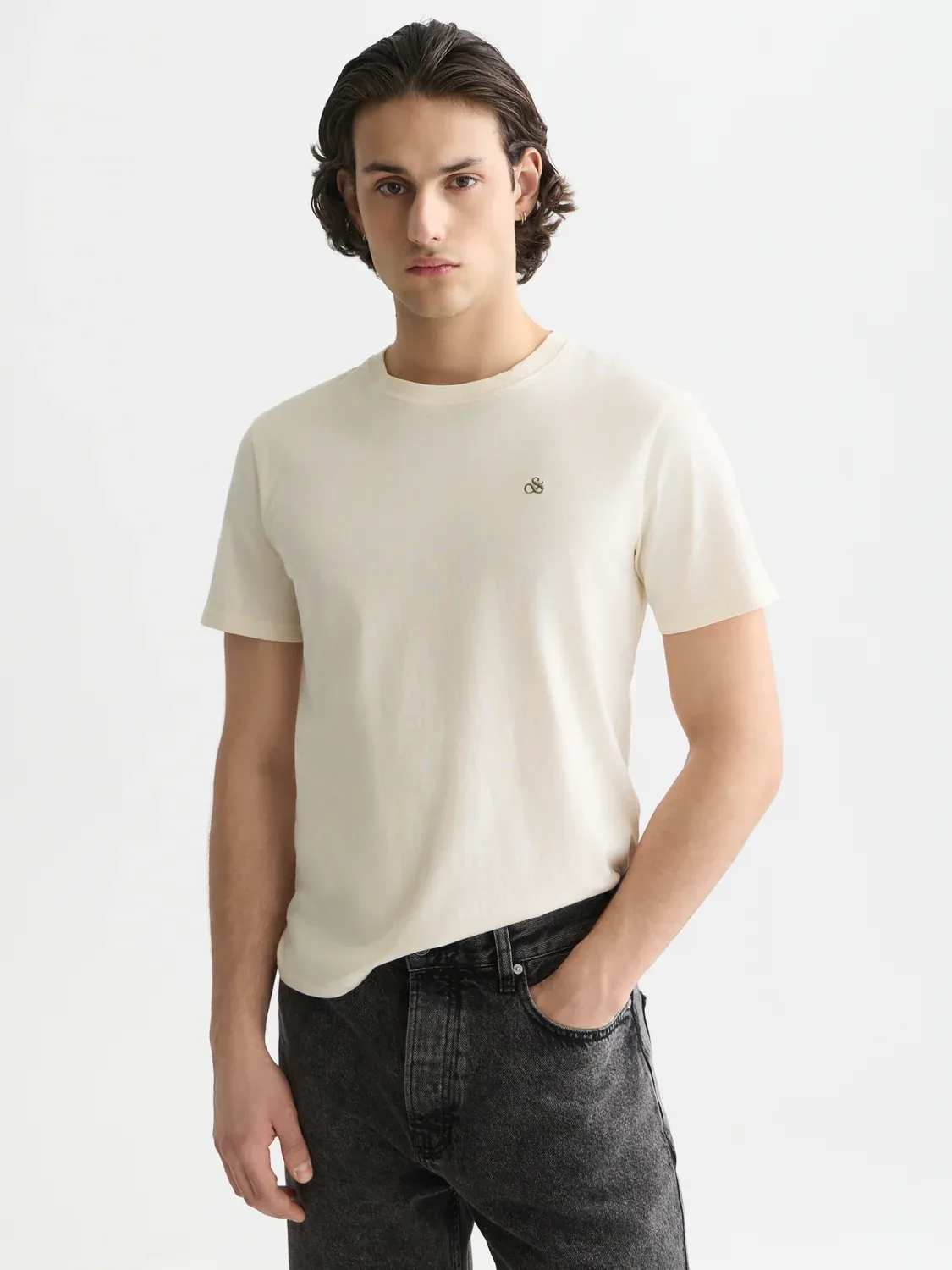 SCOTCH AND SODA - Seasonal core chest logo regular-fit T-shirt white 