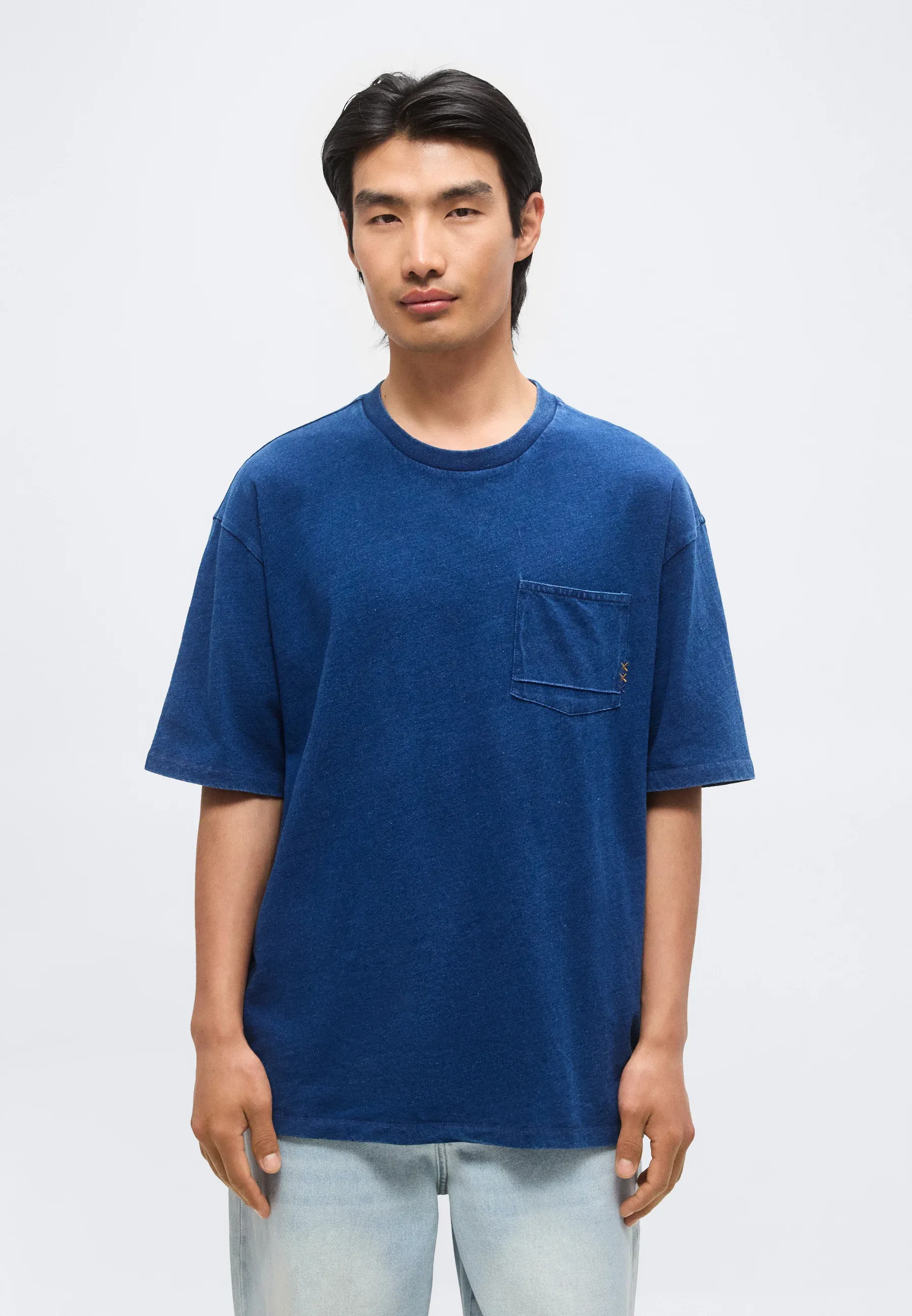 SCOTCH AND SODA - 3 crosses chest pocket indigo loose-fit T-shirt blue