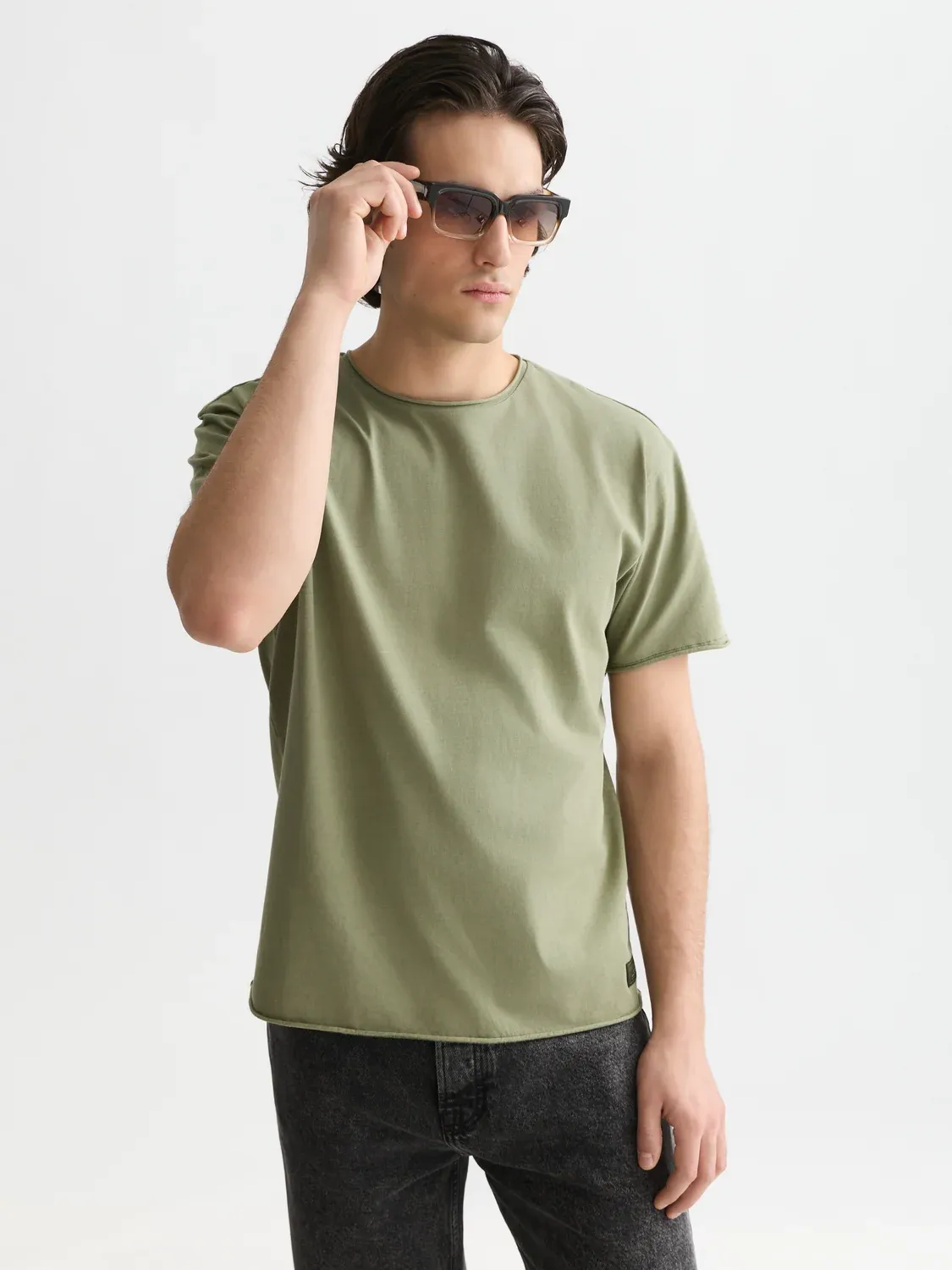 SCOTCH AND SODA - Seasonal core raw-edged garment-dyed relaxed-fit T-shirt green