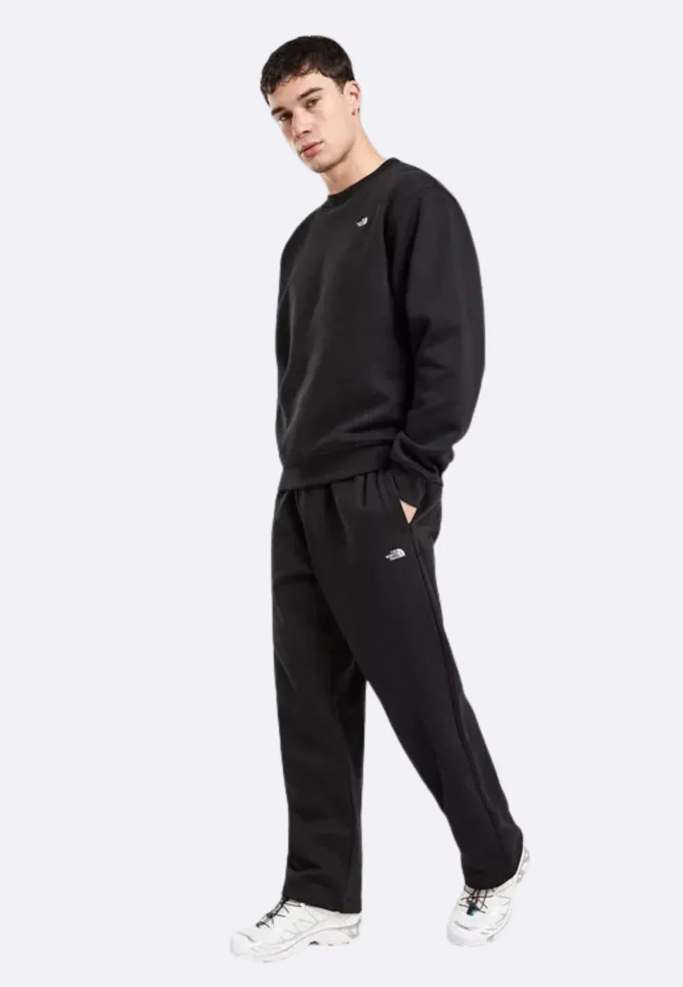 THE NORTH FACE - M ESSENTIAL SD RLX OPEN HEM SWEATPANT TNF BLACK